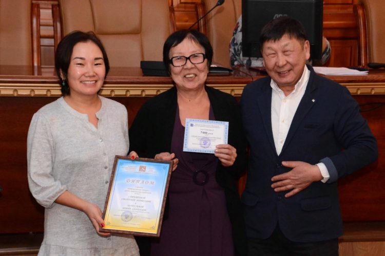 Поздравляем Санданову Светлану Борисовну и Мункуеву Ирину Сергеевну