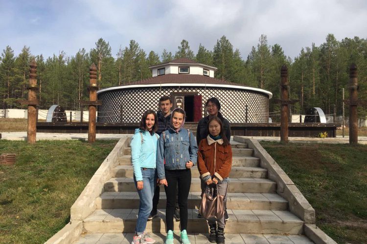 «Студенты БГУ ИЭУ в Этнографическом музее народов Забайкалья»